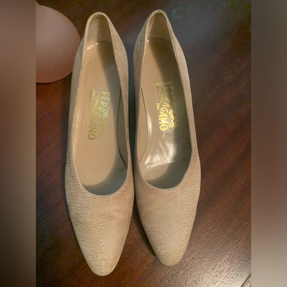 Ferragamo Beige 2 Inch  Block Heel SZ 8AAA